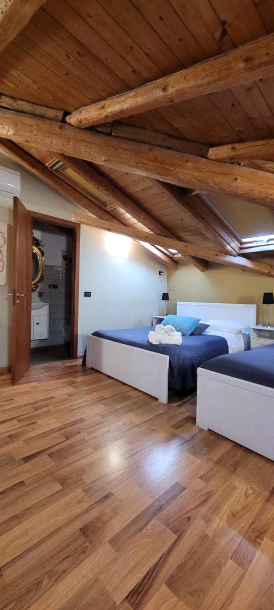 XX Miglia Rooms & Apartments Κατάνια Εξωτερικό φωτογραφία