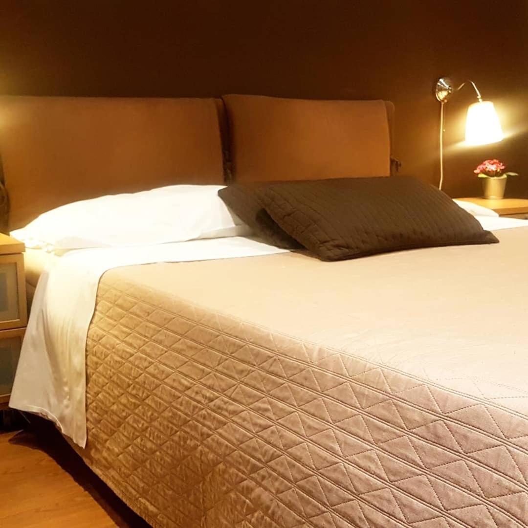 XX Miglia Rooms & Apartments Κατάνια Εξωτερικό φωτογραφία
